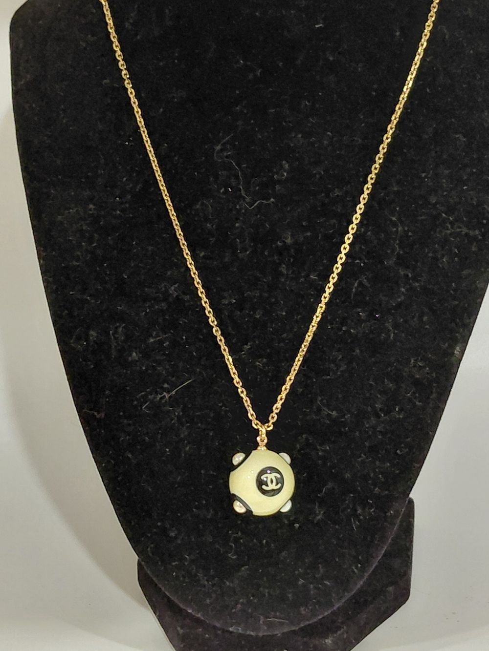 Vtg Chanel 2002 CC Ball Pendant Necklace Gold-tone. GVC!